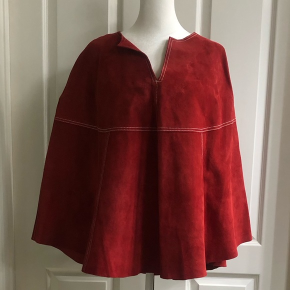 Vintage Red Leather Cape! Gorgeous accessory. Excellent quality & craftsmanship - Picture 4 of 7